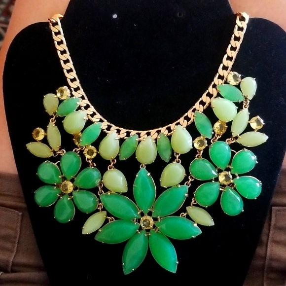 Kate Spade Floral Statement Garden of Luxembourg Necklace